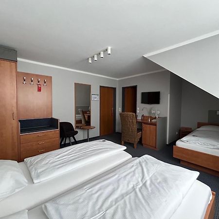 Hotel & Restaurant Prueser'S Gasthof Hellwege Bagian luar foto